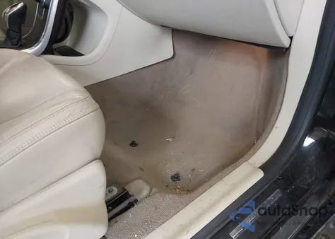 2014 Volvo Xc60 3.2 z USA, uszkodzony, nr VIN YV4952DZ0E2509611